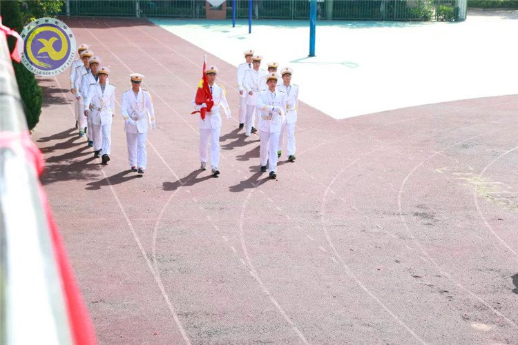 拥抱母校 祝福新校 你60我18(图2)
