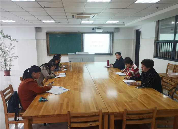 指引新课程新教材实施之路  构建教师专业成长三重境界(图9)