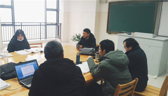 教科研处：步履稳踏教研路 冬日回首溢芬芳(图1)