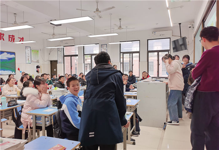学生发展指导中心:心理辅导课,“囧囧也有型”(图2)