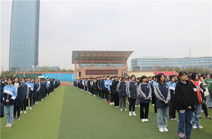 国旗下的讲话:让负责任成为我们的好习惯(图5)