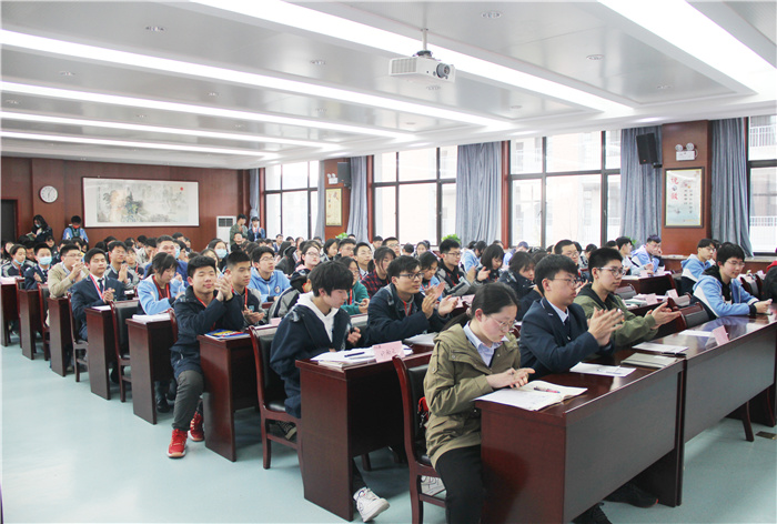 团委:luck18平台2020年度学生干部述职评议会顺利召开(图2)