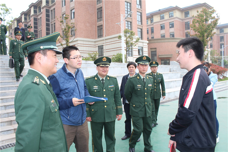  省政府考核组莅临七中检查消防安全工作(图6)