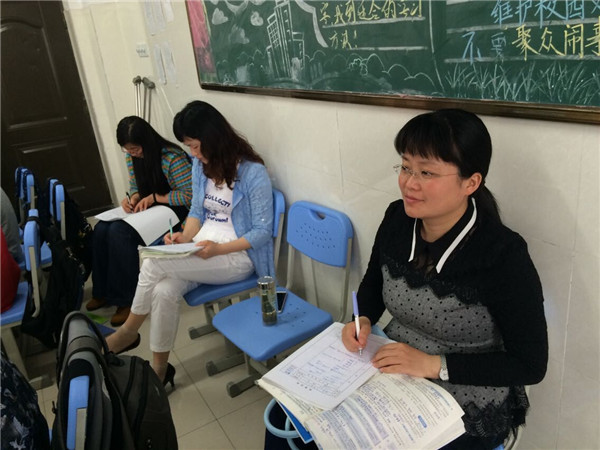 同课异构展风采,齐心研讨共提升(图4)