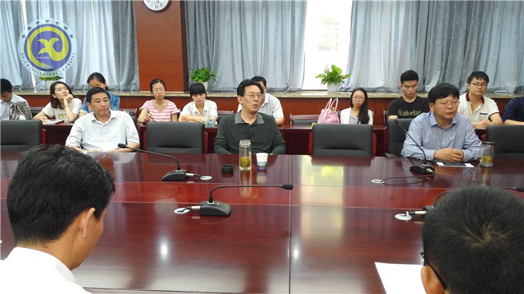 luck18平台召开2016年高考选调教师培训会(图2)