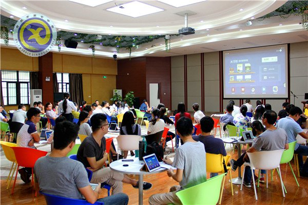畅言智慧课堂 新谱教学华章(图2)