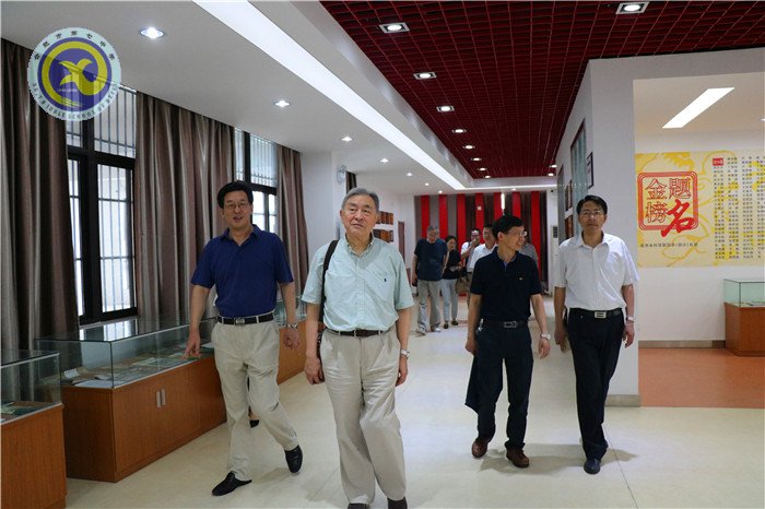教育部2018年教育改革督察座谈会在luck18平台召开(图4)