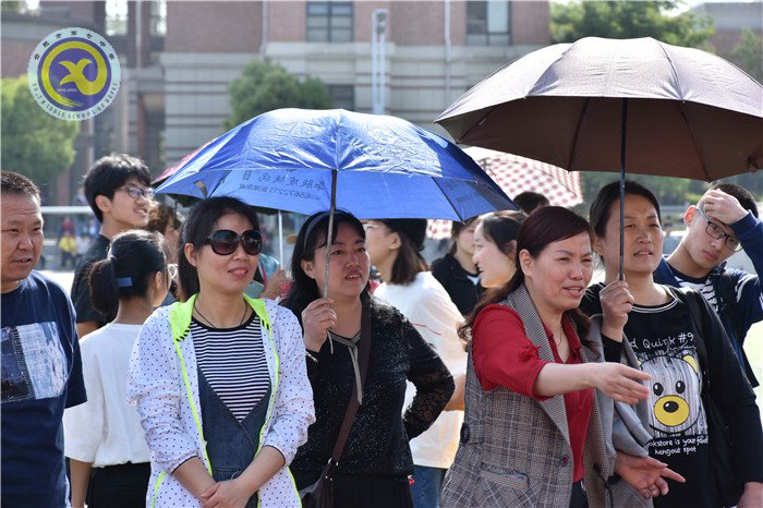 阳光下释放压力 高考前积蓄能量(图10)
