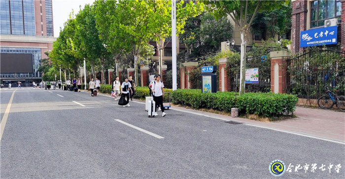 对未来最大的慷慨,就是把一切献给现在(图1)
