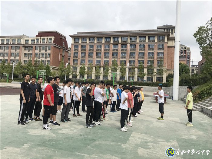 全员公开课，体育组骨干教师展风采(图1)