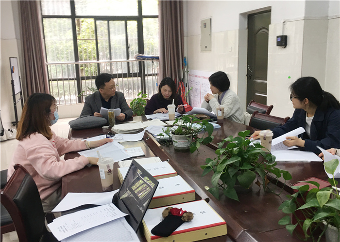 高三23班学情分析会.jpg
