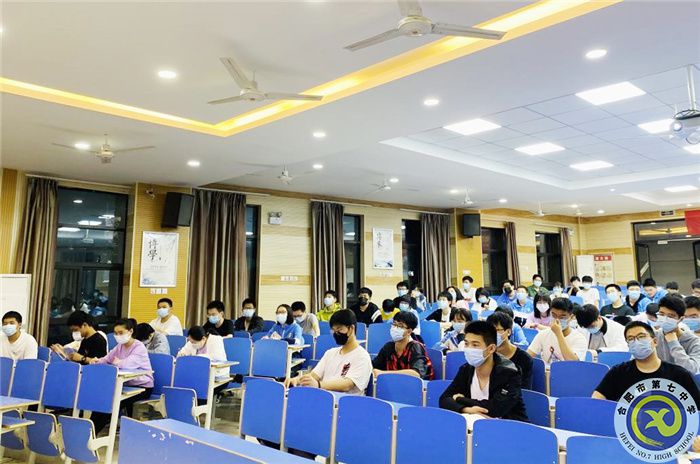 师生同心抗击疫情 科学防控万众一心(图3)