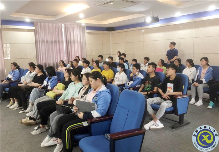 学生发展指导中心:学科学睡眠知识 促身心健康发展(图2) 学生发展指导中心:学科学睡眠知识 促身心健康发展(图2)