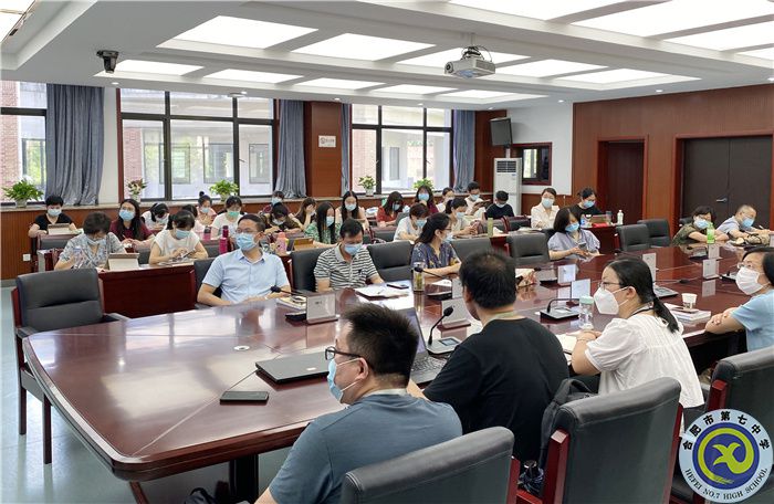 与会人员.jpg