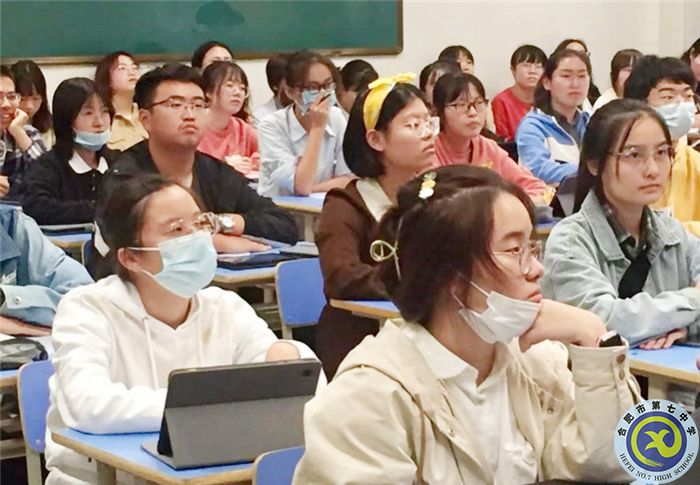 luck18平台周亚兰老师荣获全国高中语文教师教学基本功大赛一等奖(图4) luck18平台周亚兰老师荣获全国高中语文教师教学基本功大赛一等奖(图4)