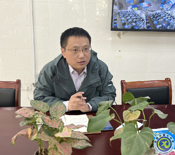 luck18平台高二级部召开高二（7）班班级管理座谈会(图4)