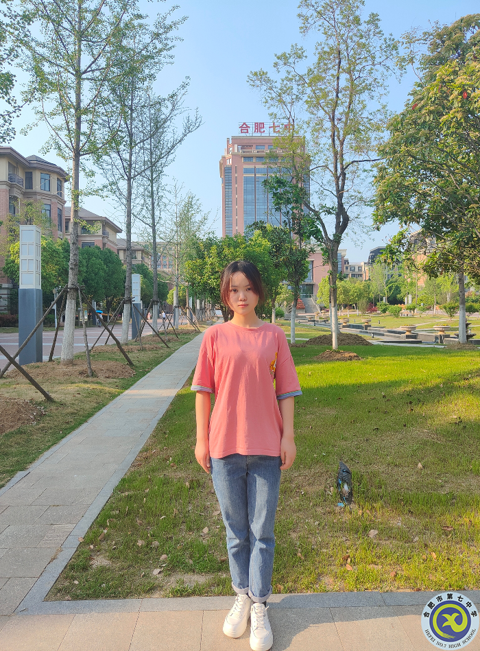 图为曹文杰老师.png 图为曹文杰老师.png