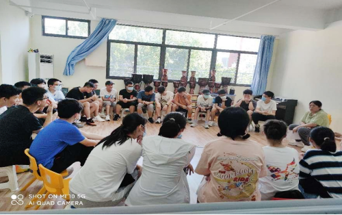 合肥网:手拉手心连心 助爱同行你我他(图2) 合肥网:手拉手心连心 助爱同行你我他(图2)