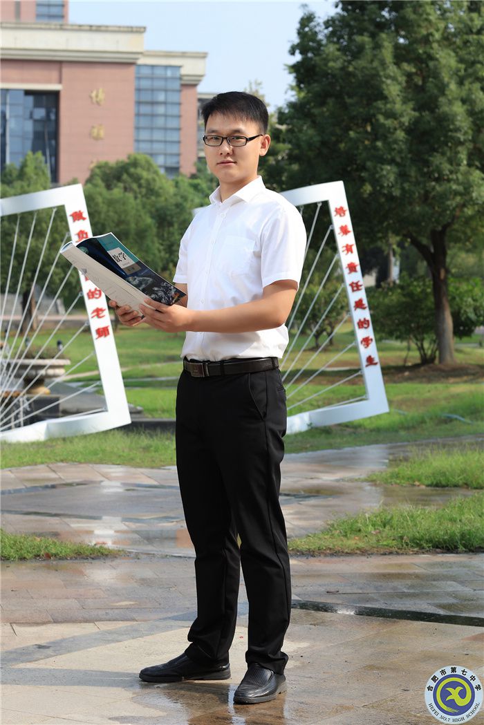 张启发.jpg 张启发.jpg