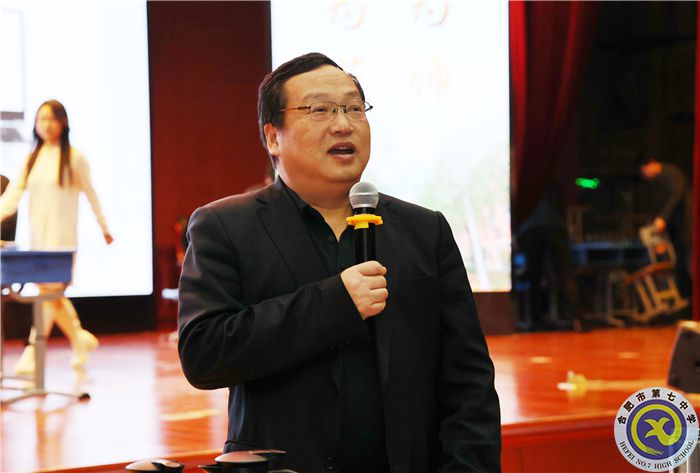 张永超.jpg 张永超.jpg