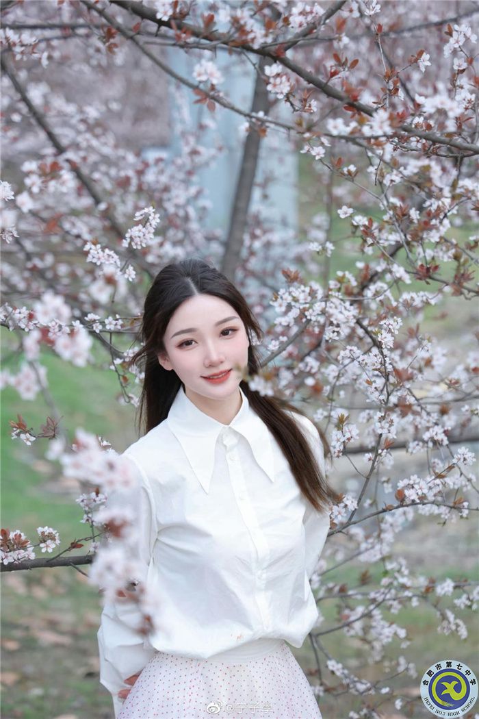宁子老师.jpg 宁子老师.jpg