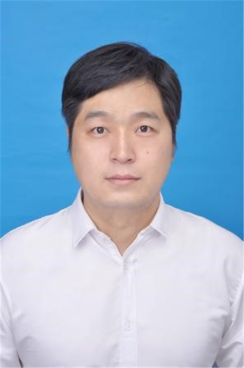 梁晋文.jpg