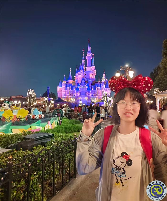 夏芊祎,45中本部.jpg 夏芊祎,45中本部.jpg