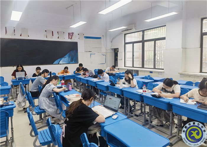 集体备课 (2).jpg 集体备课 (2).jpg