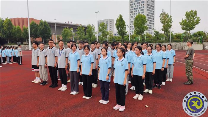 王玥悦+高一(2).jpg 王玥悦+高一(2).jpg