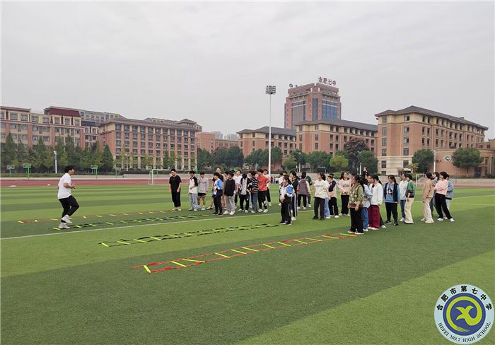 朱一凡.jpg 朱一凡.jpg