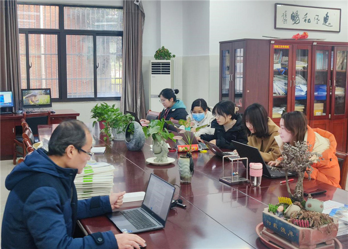 luck18平台教师团队倾力打造寒假优质学习资源(图1)