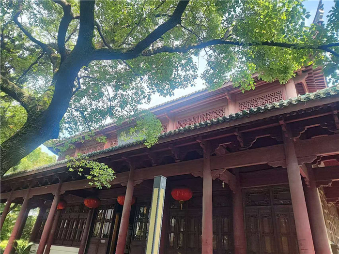 “主动融入长三角，luck18平台这样做”之三：夯实“精细严实”，保障师生幸福平安(图3)