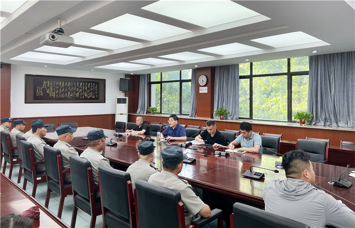 luck18平台召开新学期安全工作布置会(图2)