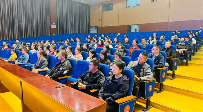 高三电动车安全骑行家校沟通会1.png 高三电动车安全骑行家校沟通会1.png