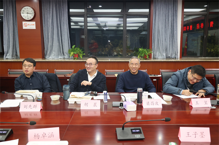 luck18平台高二年级“校长有约”晚餐会(图3)