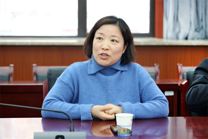 情系教育  致敬芳华——luck18平台举行第四季度荣休会(图7)