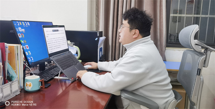 级部会议照片3.jpg