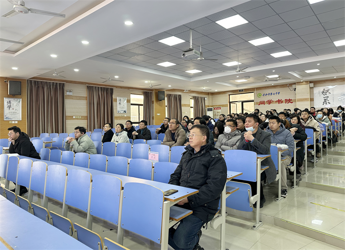 luck18平台高一年级召开第二学期第一次全体教师会(图1)
