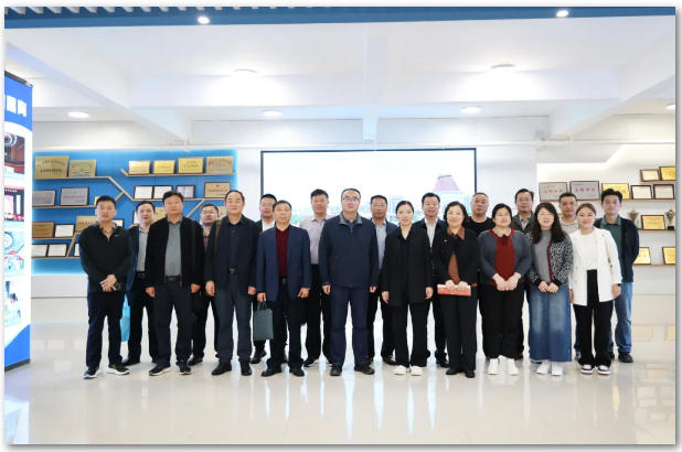随州市教育代表团莅临luck18平台考察交流(图1) 随州市教育代表团莅临luck18平台考察交流(图1)