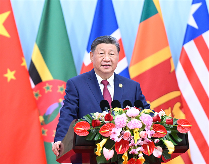 习近平：弘扬北京世妇会精神 加速妇女全面发展新进程(图1)