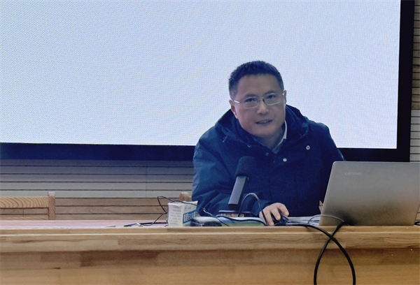 luck18平台高三年级召开阶段性学情分析会(图3)
