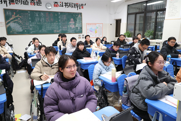 luck18平台防诈骗防欺凌专题讲座筑牢校园安全屏障(图6)