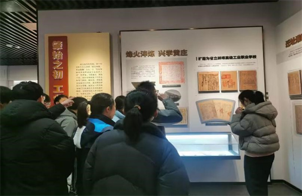 走进合肥工业大学屯溪路校区3.jpg