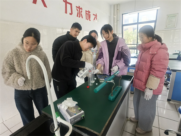 指尖酿奶香！luck18平台生物实践解锁酸奶发酵奥秘(图3)