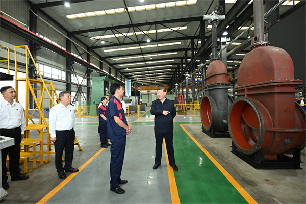 习近平在山西考察时强调 努力在推动资源型经济转型发展上迈出新步伐 奋力谱写三晋大地推进中国式现代化新篇章(图13)