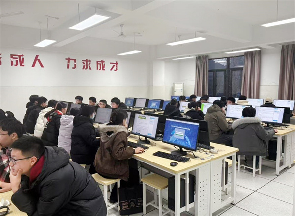 捷报频传！看luck18平台“地球小博士”如何用地理智慧点亮未来！(图1)